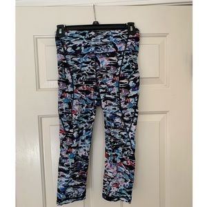 Lululemon Extra High Waisted Cropped Leggings